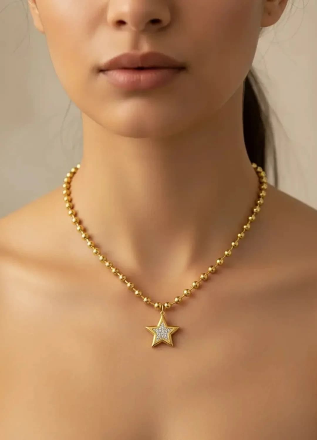 Gold Top Zincirli Zirkon Taşlı Yıldız Kolye - Şık Tasarım Kadın Kolye